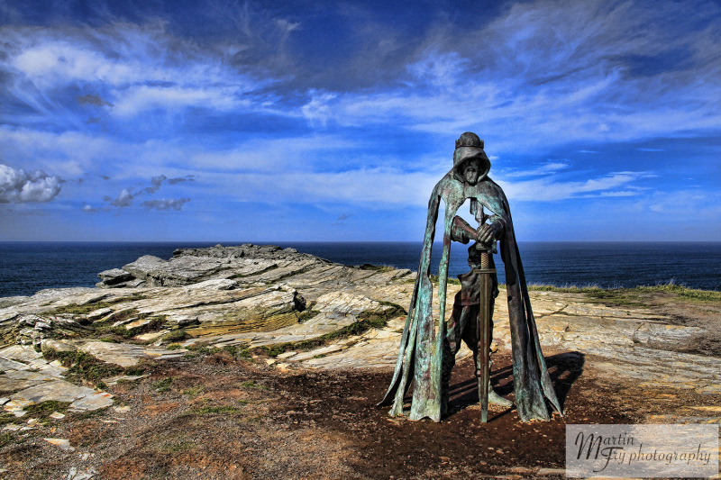 Statue-King Arther